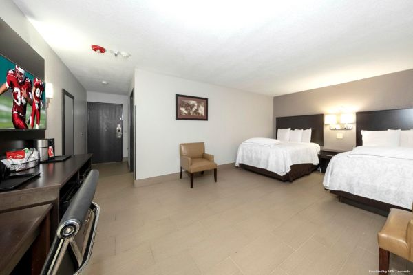 Hotel Red Roof PLUS Hunstville (Huntsville)